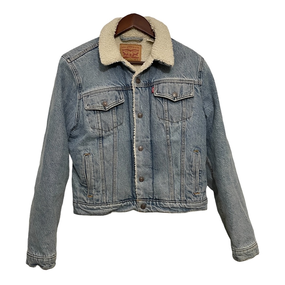 Levis Sherpa denim jacket size large women